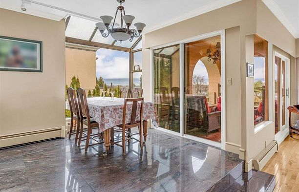 3705 Puget Drive Arbutus