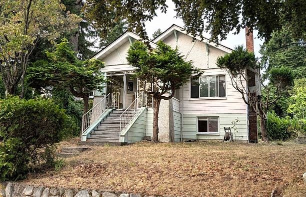 3539 W 37th Avenue Dunbar
