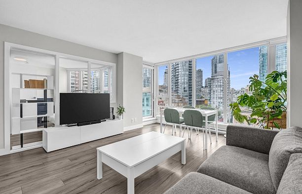 1805 788 Hamilton Street Downtown VW