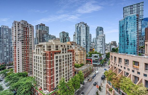 1805 788 Hamilton Street Downtown VW