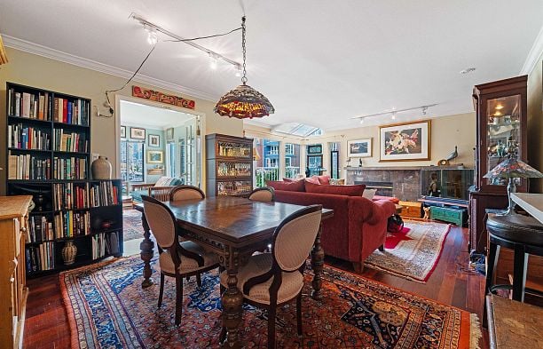 1525 Mariner Walk False Creek