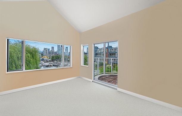 1525 Mariner Walk False Creek