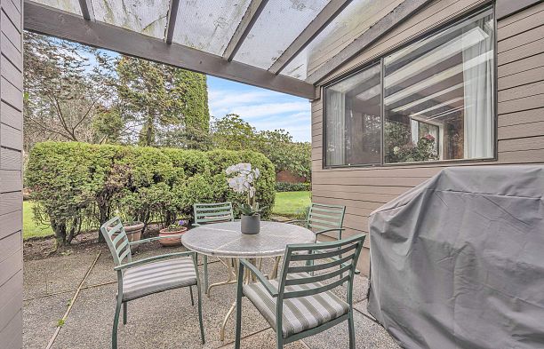 6554 Pinehurst Drive South Cambie