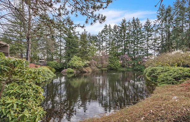 6554 Pinehurst Drive South Cambie