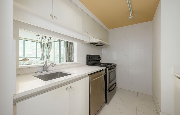 806 1238 Melville Street Coal Harbour
