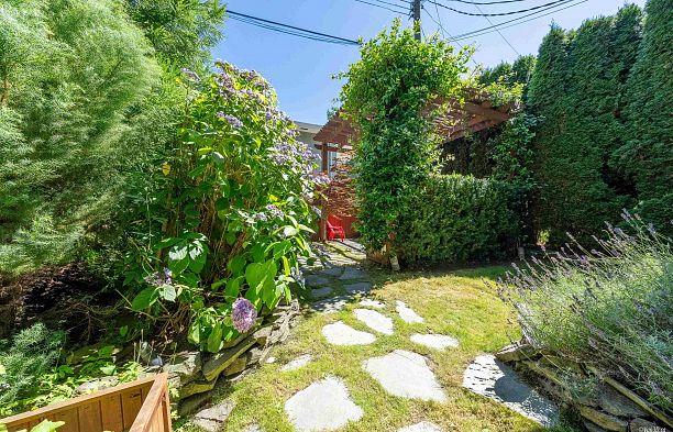 2340 Balaclava Street Kitsilano