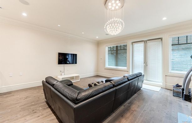 1192 W 39th Avenue Shaughnessy