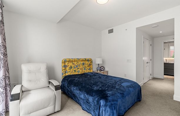 305 1571 W 57th Avenue South Granville