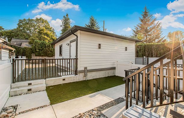 3336 W 14th Avenue Kitsilano
