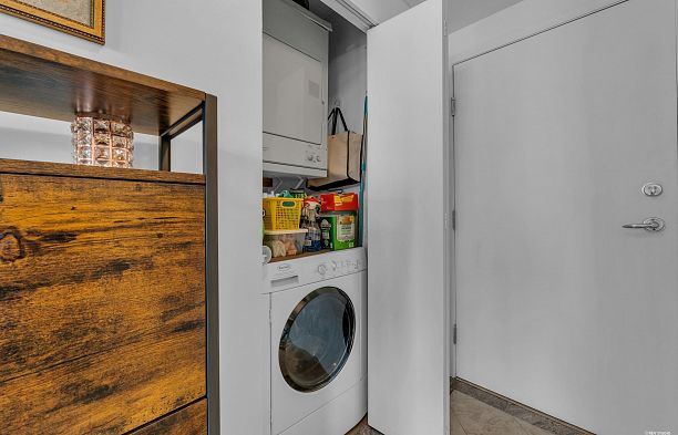 1905 1331 Alberni Street West End VW