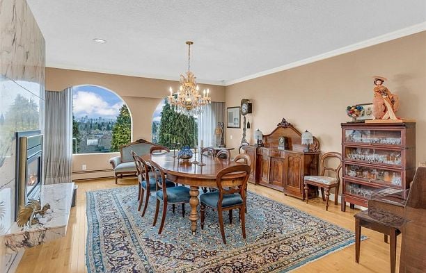 3705 Puget Drive Arbutus