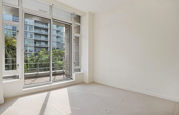 407 77 Walter Hardwick Avenue False Creek