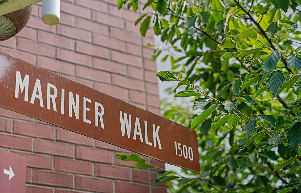 1525 Mariner Walk False Creek