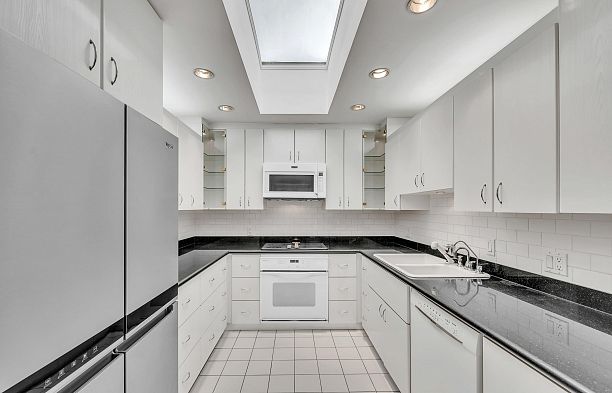 6554 Pinehurst Drive South Cambie