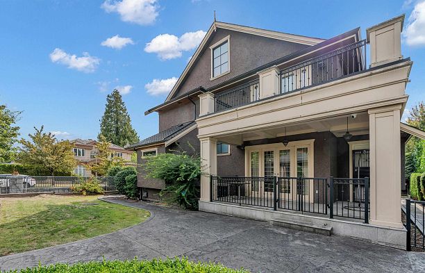 7283 Wiltshire Street South Granville