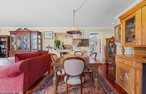 1525 Mariner Walk False Creek