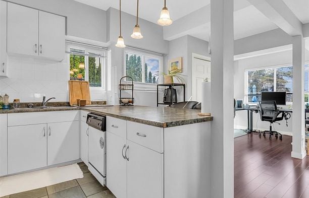 3705 Puget Drive Arbutus