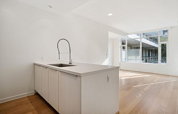 407 77 Walter Hardwick Avenue False Creek