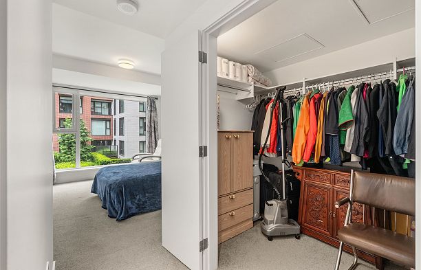 305 1571 W 57th Avenue South Granville