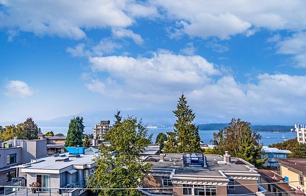 602 2445 W 3rd Avenue Kitsilano