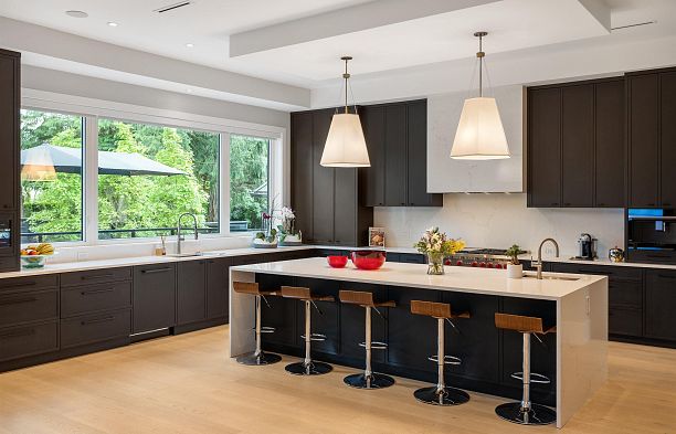 4172 Doncaster Way Dunbar