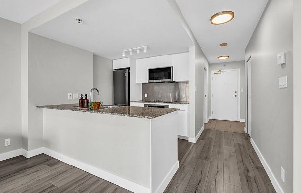 1805 788 Hamilton Street Downtown VW