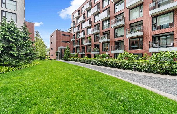 305 1571 W 57th Avenue South Granville
