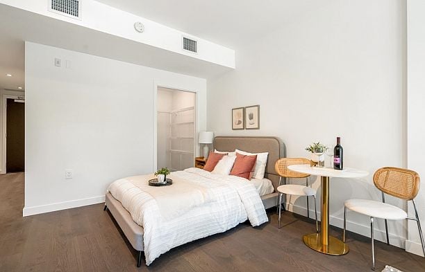 114 5168 Cambie Street Cambie
