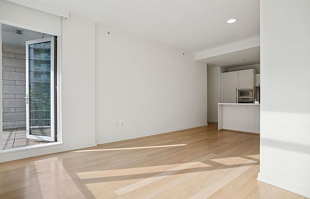 407 77 Walter Hardwick Avenue False Creek