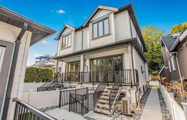 3336 W 14th Avenue Kitsilano