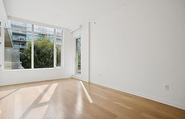 407 77 Walter Hardwick Avenue False Creek