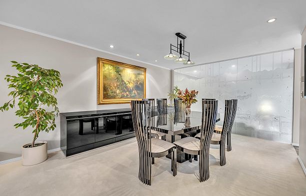 6554 Pinehurst Drive South Cambie
