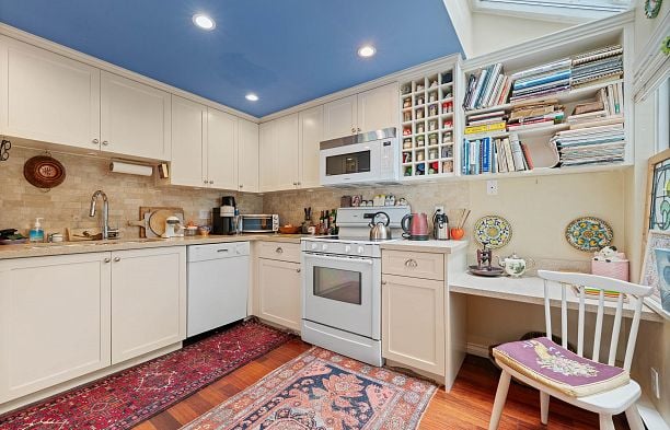 1525 Mariner Walk False Creek