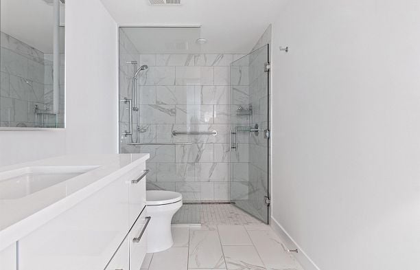 372 438 W King Edward Avenue Cambie