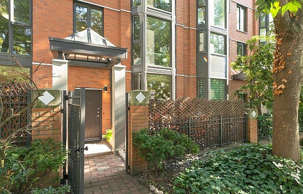 1490 Hornby Street Yaletown