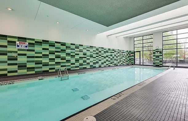 503 8 Smithe Mews Yaletown