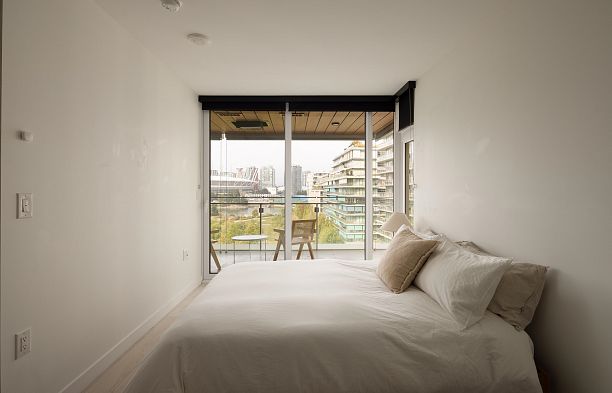 1013 1768 Cook Street False Creek