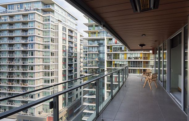 1013 1768 Cook Street False Creek