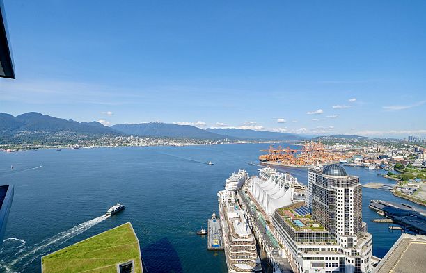 4102 1011 W Cordova Street Coal Harbour