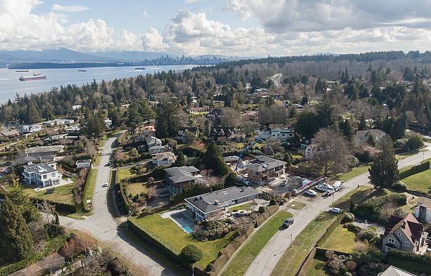 1516 Wesbrook Crescent University VW