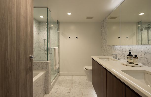 1013 1768 Cook Street False Creek