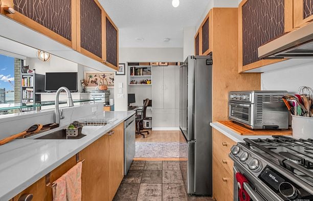 1504 1003 Burnaby Street West End VW