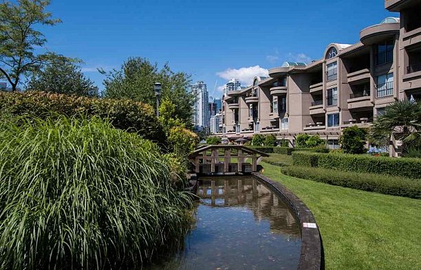 213 525 Wheelhouse Square False Creek
