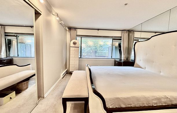 213 525 Wheelhouse Square False Creek