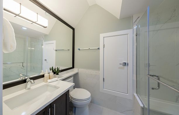6530 Angus Drive South Granville