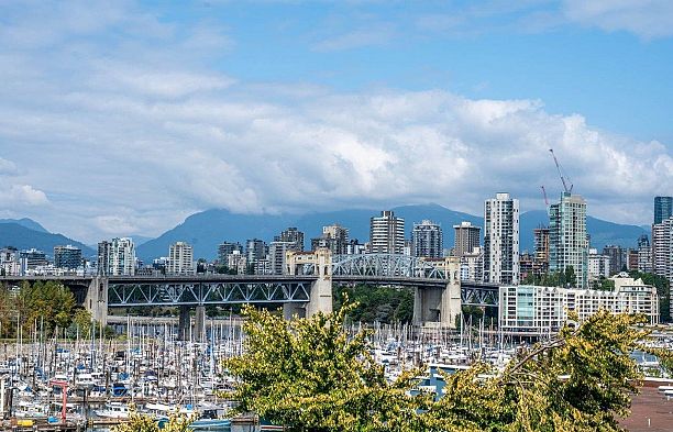 604 1508 Mariner Walk False Creek