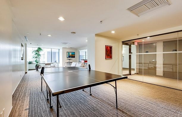 503 8 Smithe Mews Yaletown