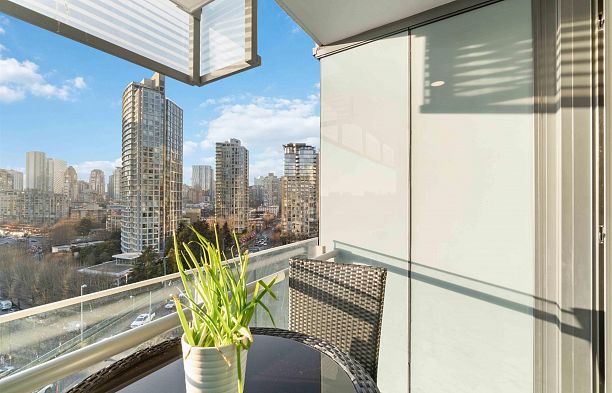 1387 87 Nelson Street Yaletown