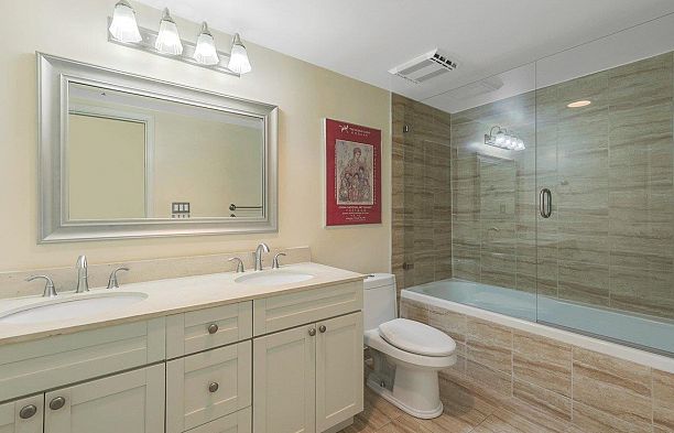 1490 Hornby Street Yaletown