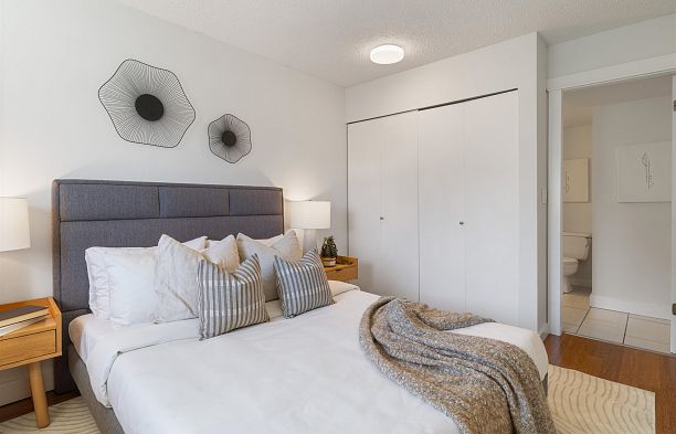 304 998 W 19th Avenue Cambie